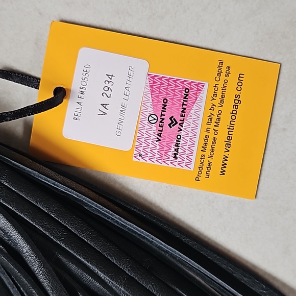 NWT Valentino Bella Logo Black Leather Crossbody Bag Gold Chain Tassel - Picture 9 of 9